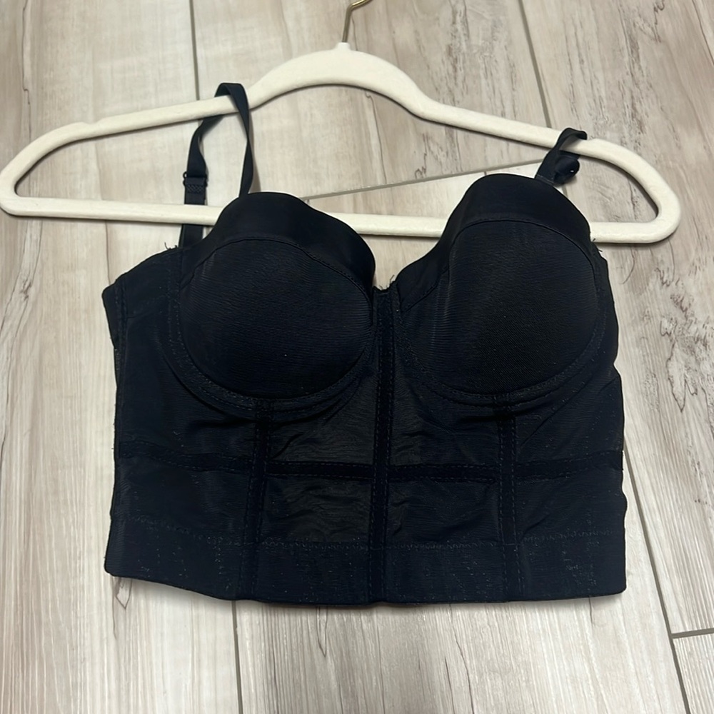 Black crop corset